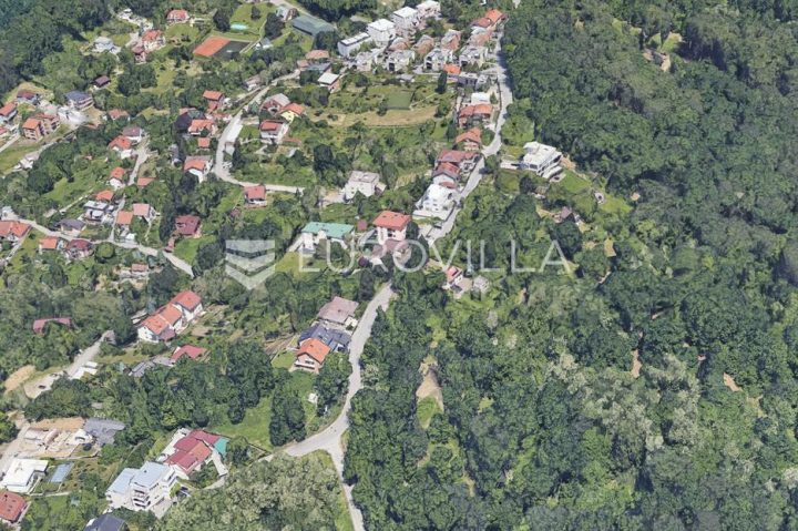 Terrain à vendre 915 m² – Vrhovec