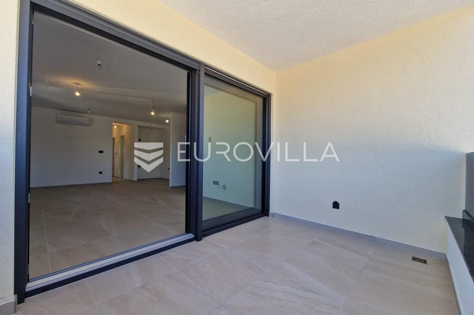 Flat For sale -  Vir