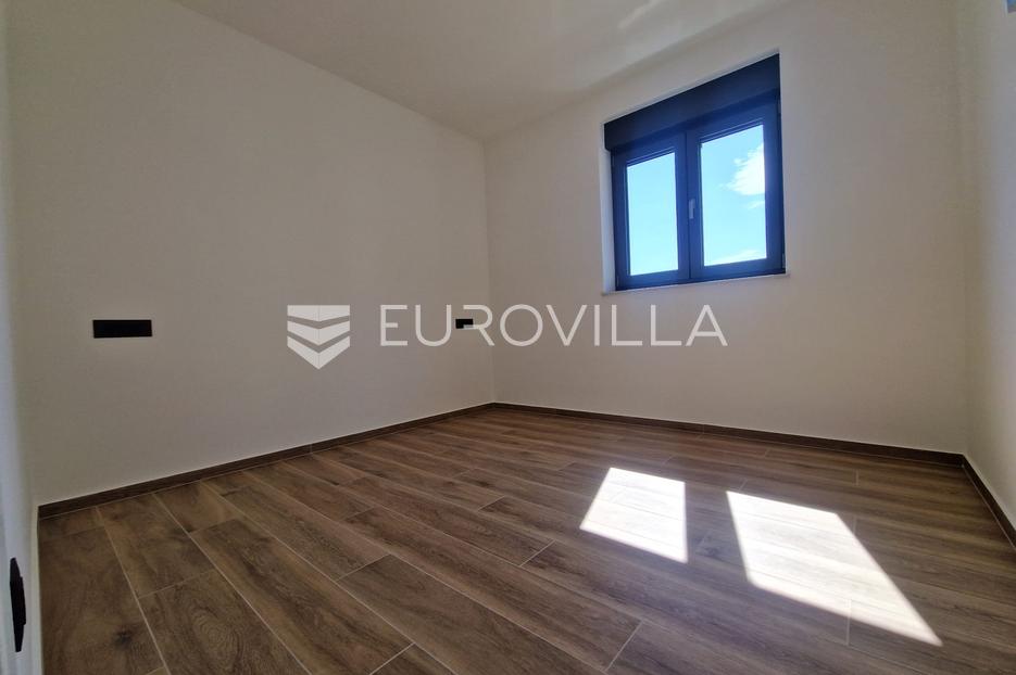 Flat For sale -  Vir