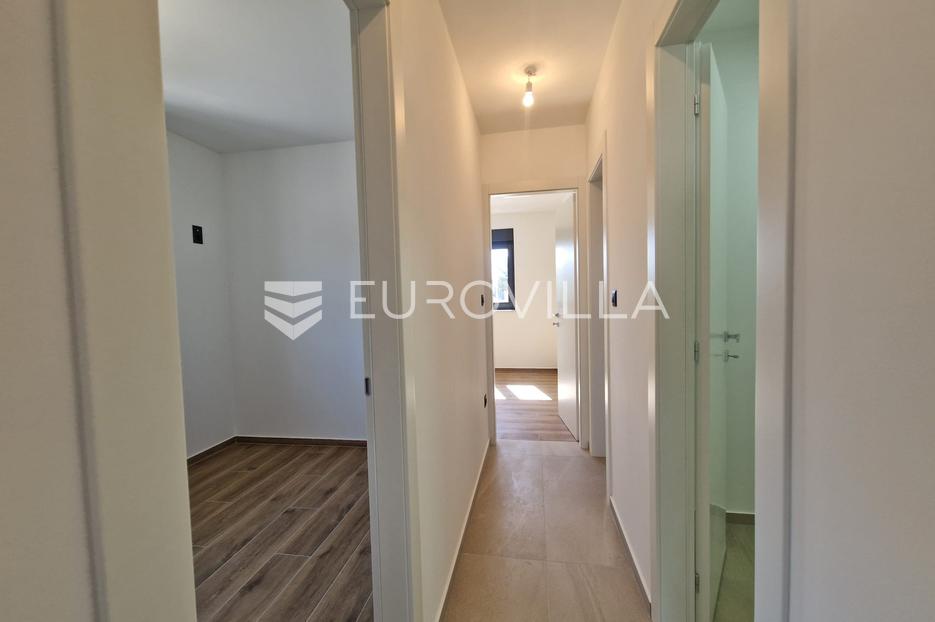 Flat For sale -  Vir