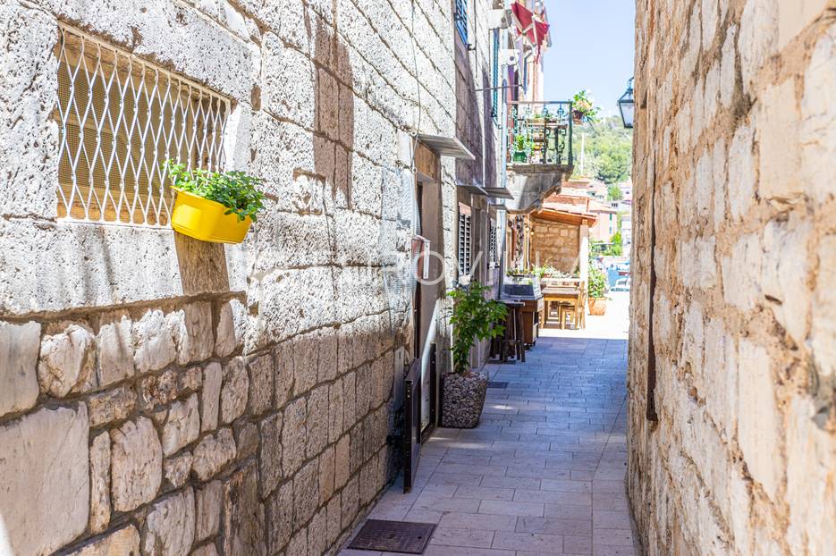House For sale -  Stari Grad