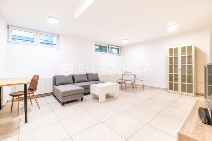 Appartement à vendre 72 m² – Jarun