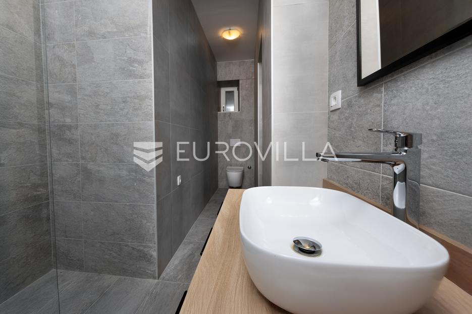 Appartement À vendre - Primorsko-goranska Opatija