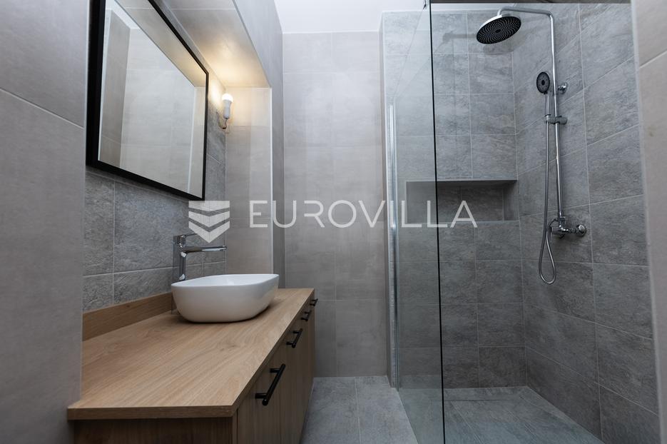 Appartement À vendre - Primorsko-goranska Opatija