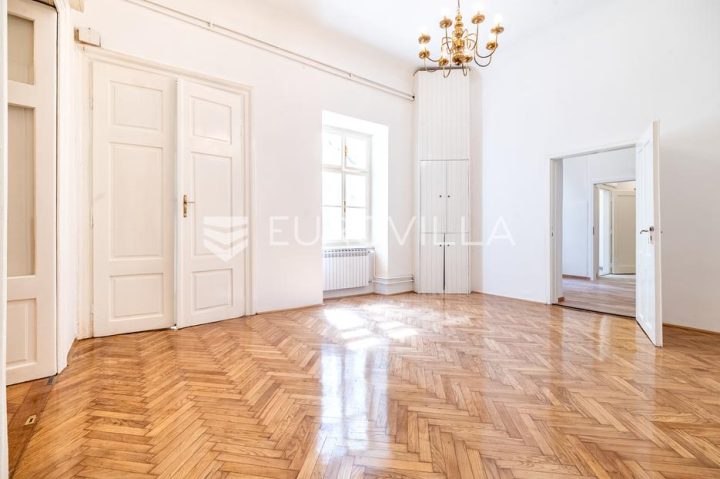 Komerční na prodej 68 m² – Gornji Grad