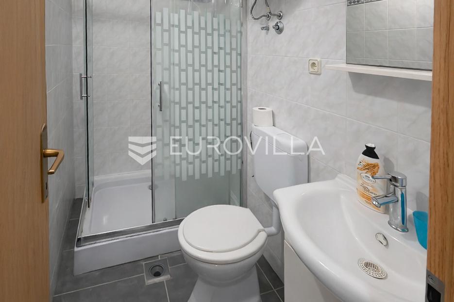 Apartmán Na predaj - Primorsko-goranska Krk - foto 5/8