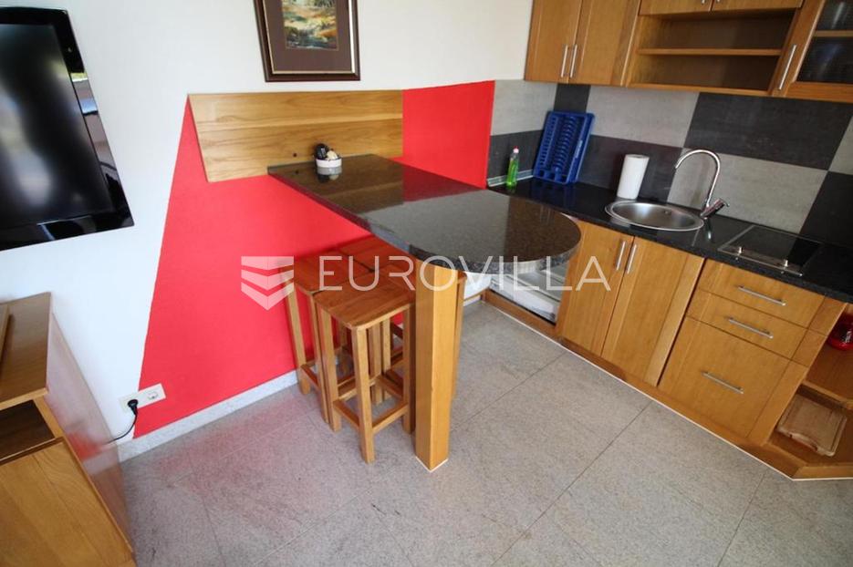 Casa In vendita -  Vrsi