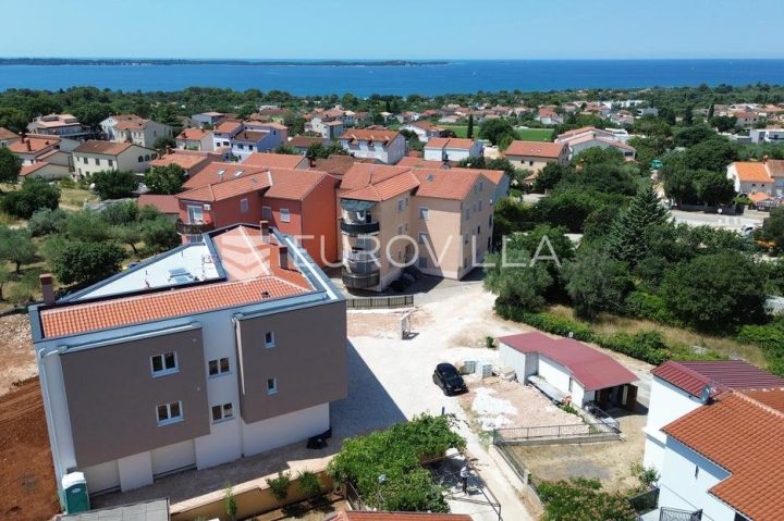 Appartement à vendre 69 m² – Peroj