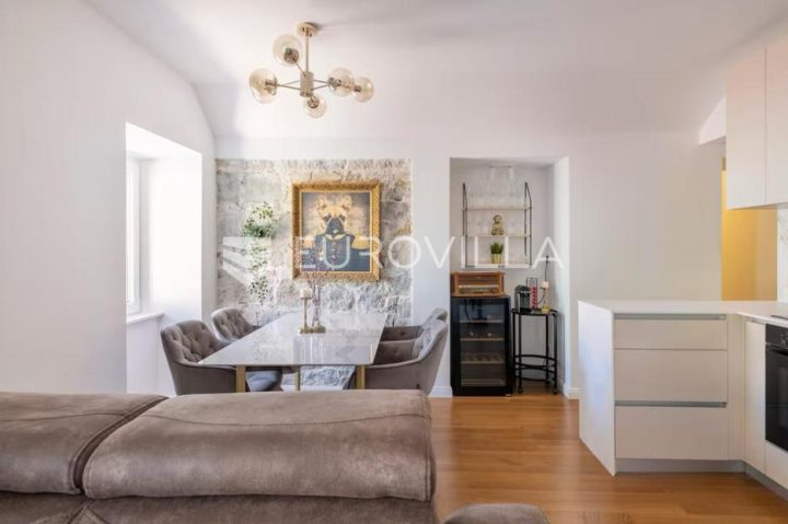 Flat for sale 88 m² – Grad