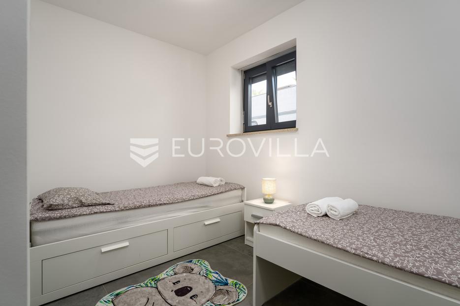 Apartment Zu verkaufen -  Funtana