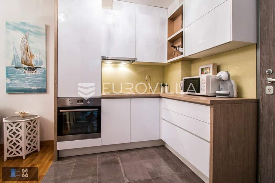 Appartamento In vendita -  Split - Okolica