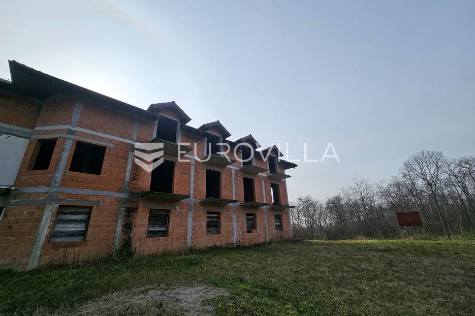 Hotel Na predaj Kopačevo