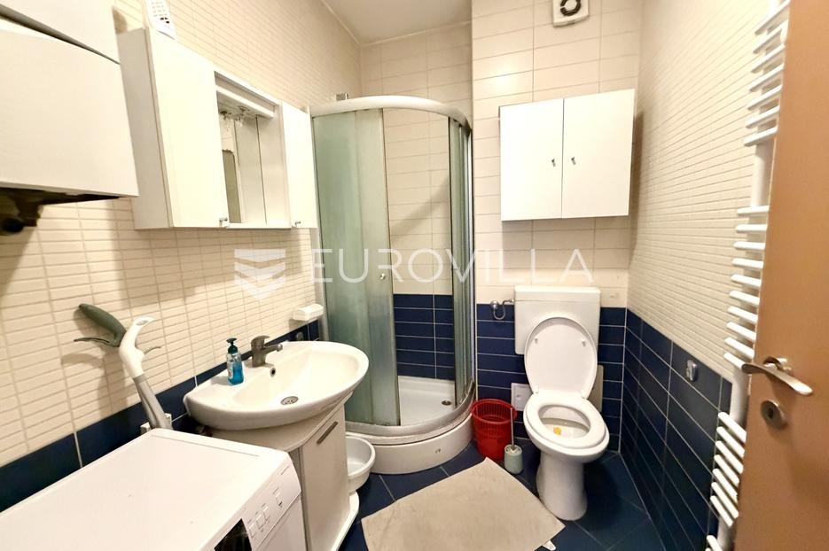 Appartement À vendre - Osječko-baranjska Đakovo