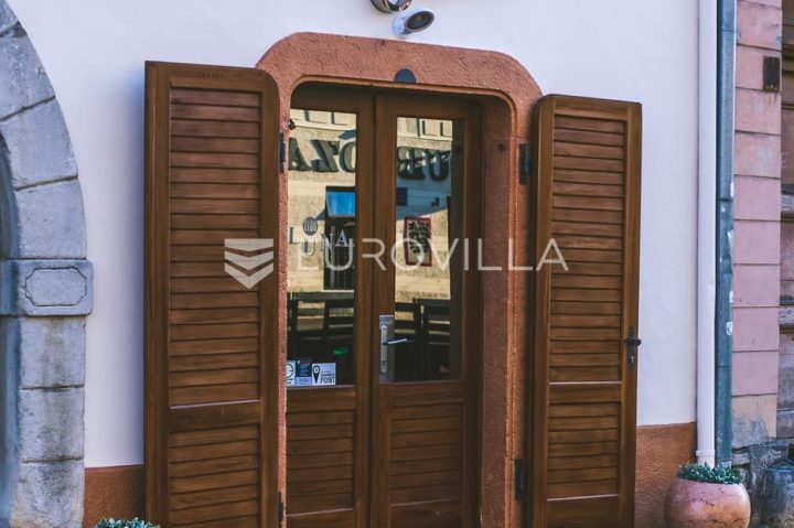 Business premises for sale 100 m² – Tvrđa