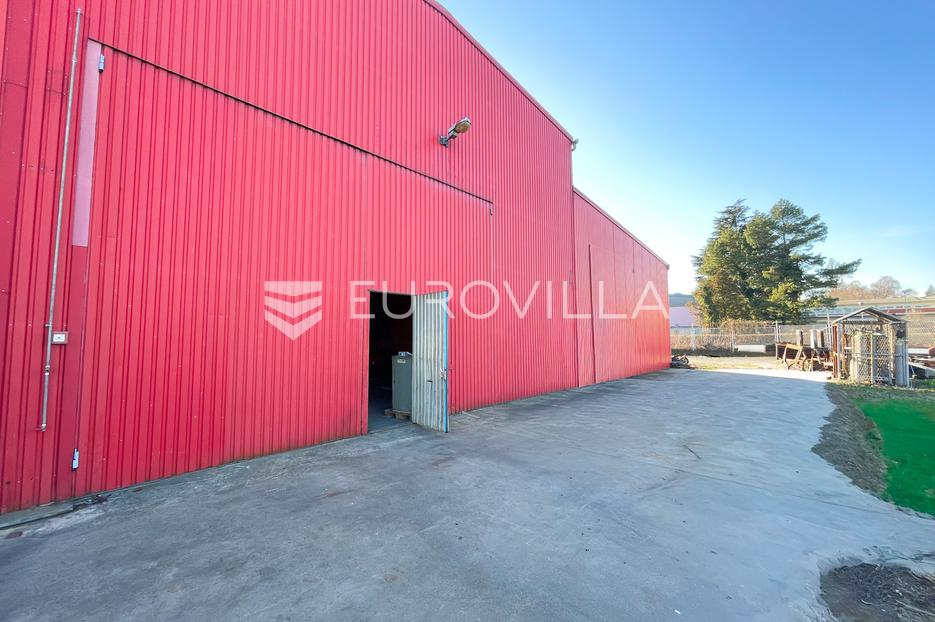 Locaux commerciaux À vendre -  Donji Miholjac