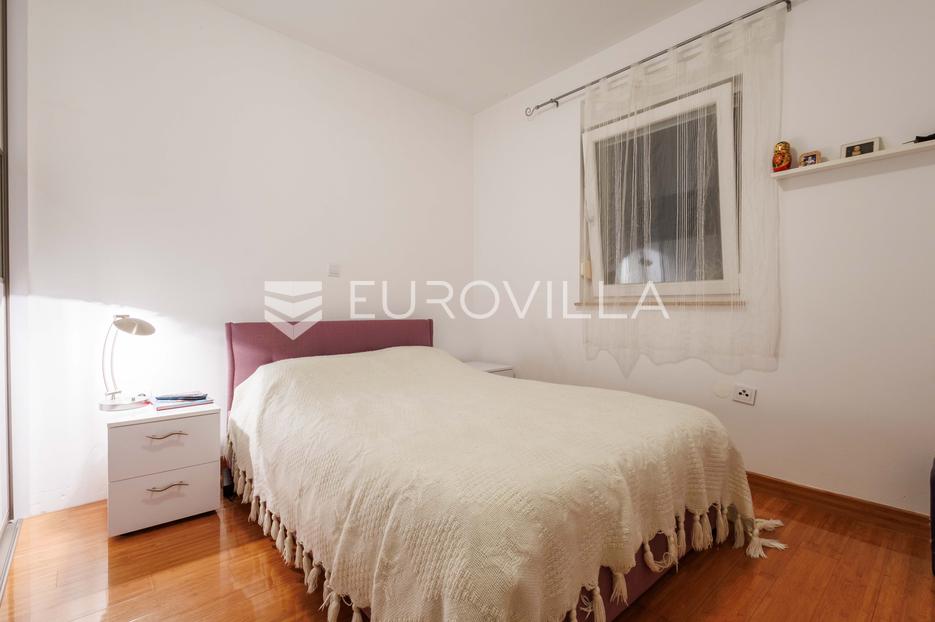 Apartment Zu verkaufen -  Pula