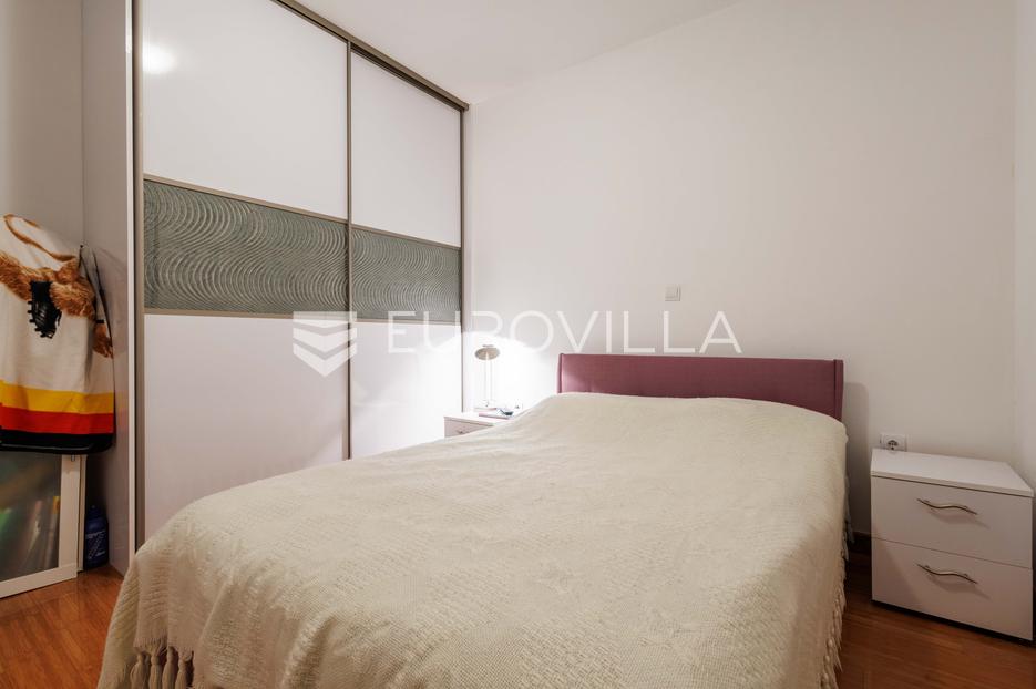 Apartment Zu verkaufen -  Pula