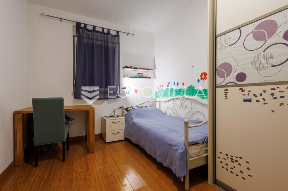 Apartment Zu verkaufen -  Pula