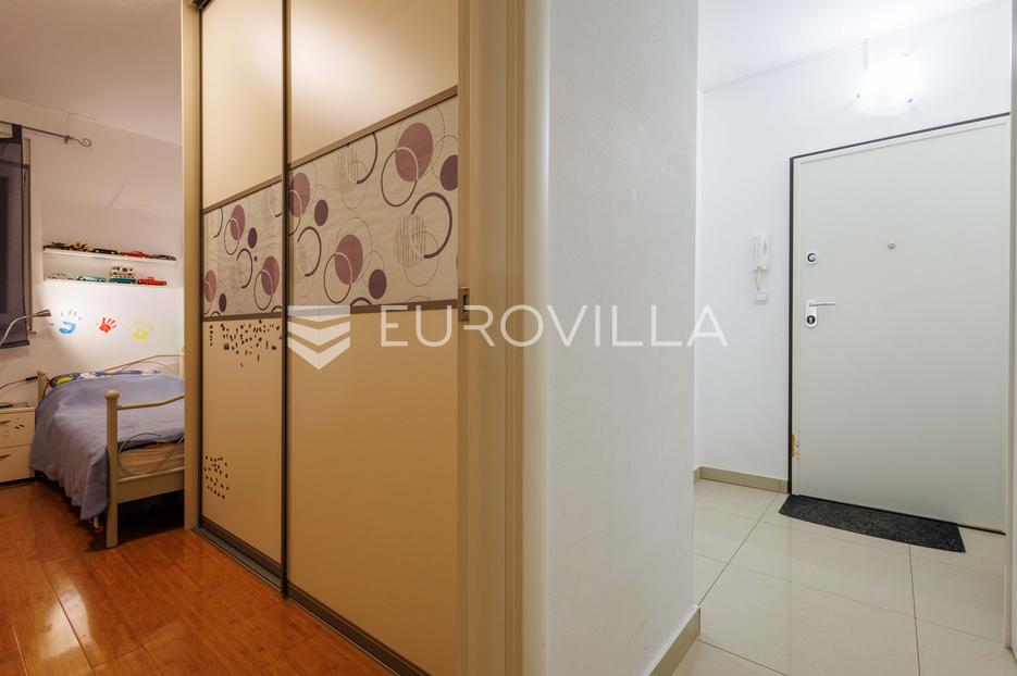 Apartment Zu verkaufen -  Pula