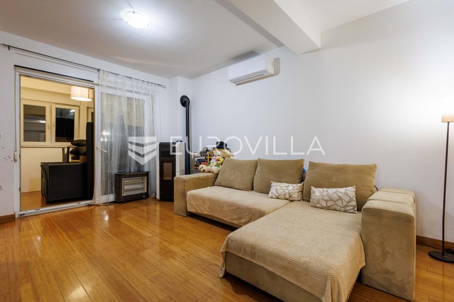 Apartment Zu verkaufen -  Pula