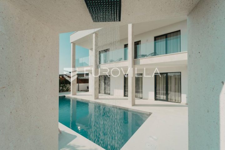 House for sale 166 m² – Turanj