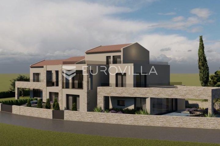 Land for sale 561 m² – Brig