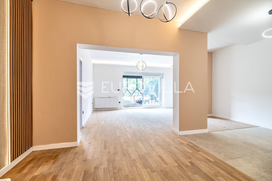 Apartma Na predaj - Grad Zagreb Maksimir