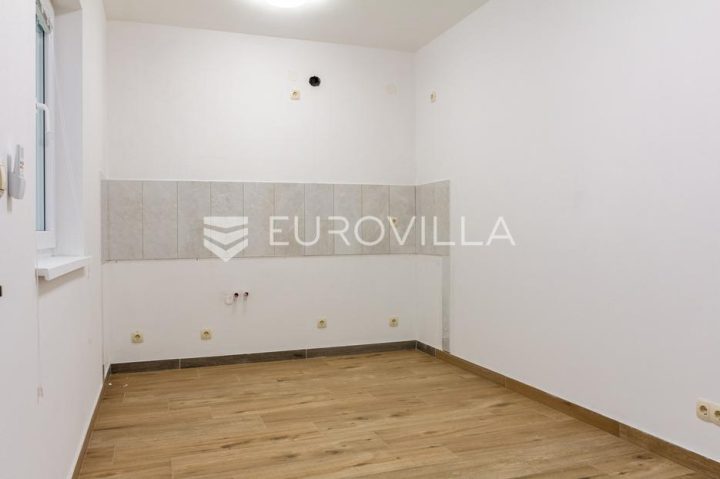 Flat for sale 33 m² – Bol
