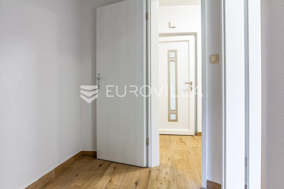 Flat For sale - Splitsko-dalmatinska Bol