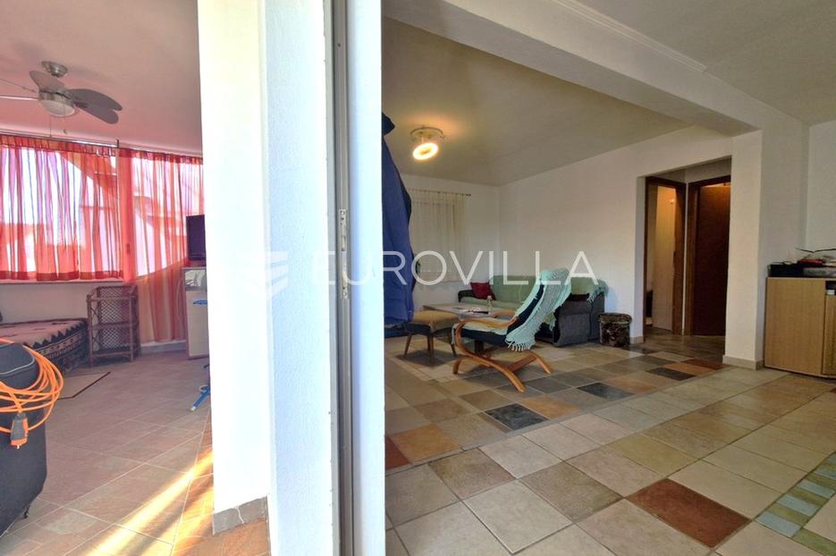 House For sale -  Vir