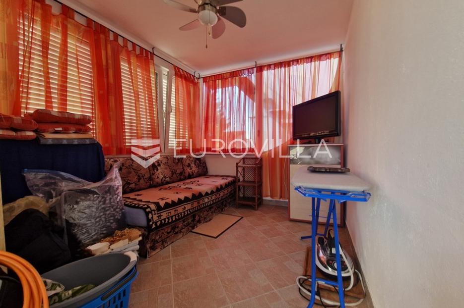 House For sale -  Vir