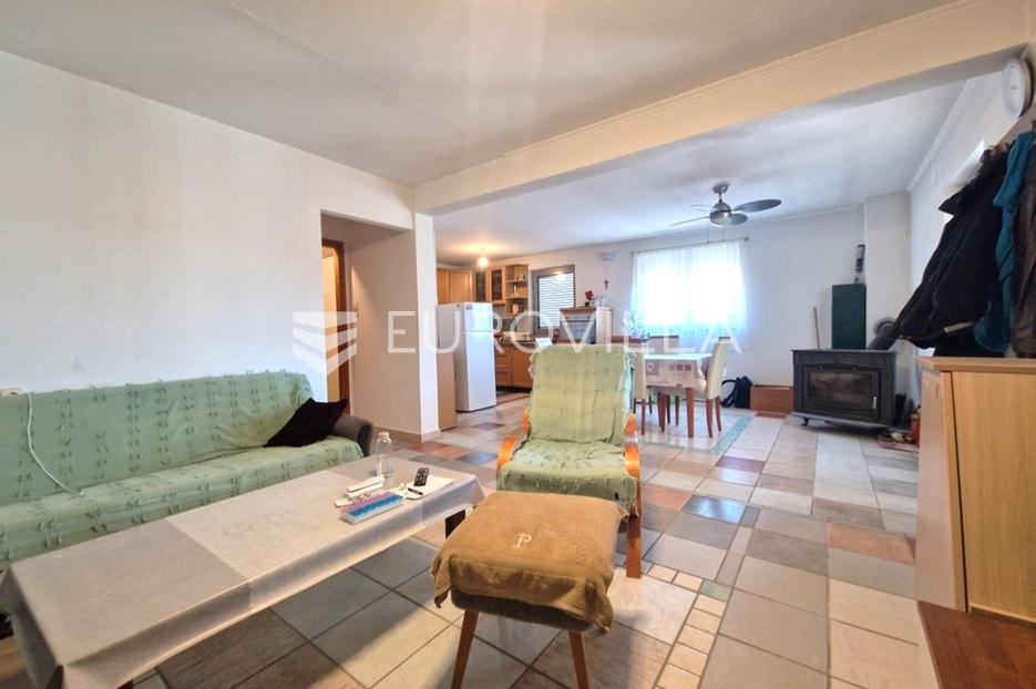 House For sale -  Vir
