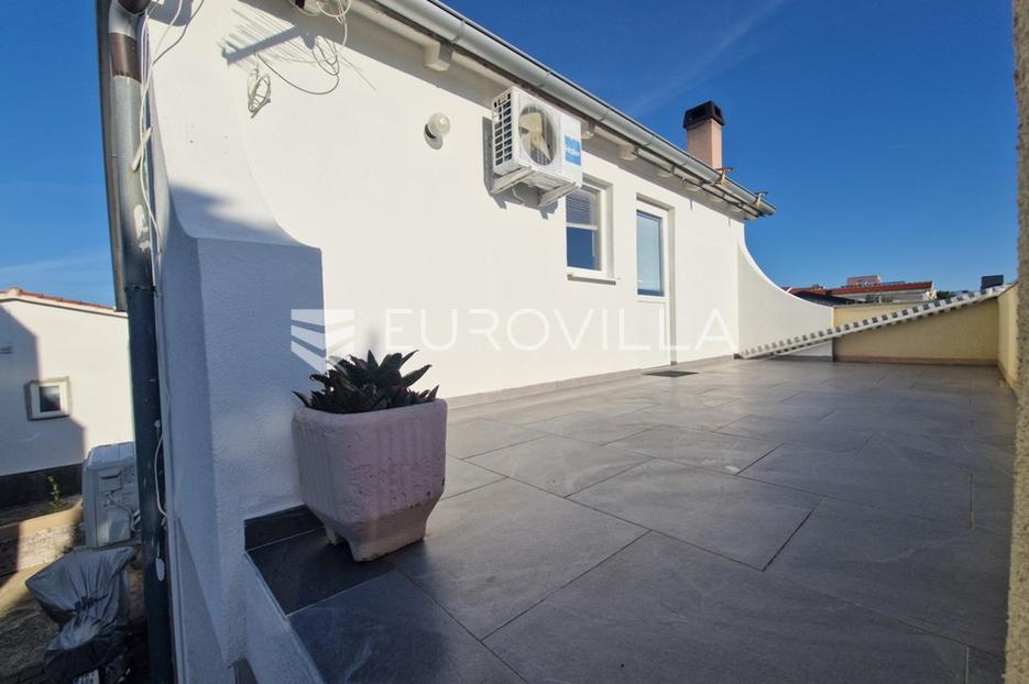 House For sale -  Vir