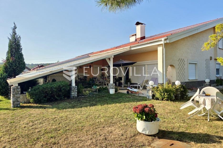 House For sale - Brodsko-posavska Slavonski Brod