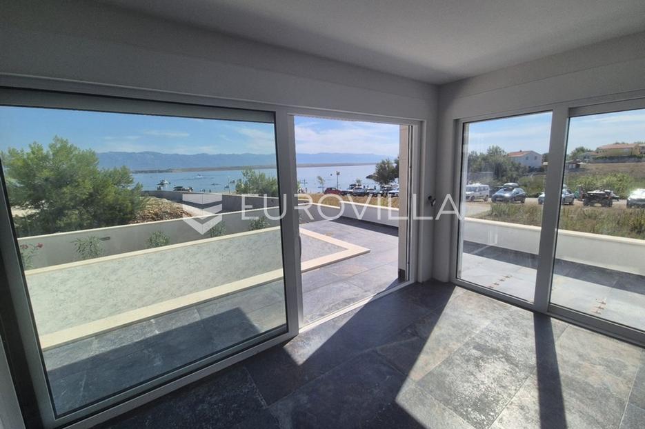 House For sale -  Vir