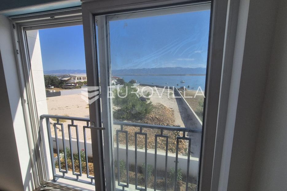 House For sale -  Vir