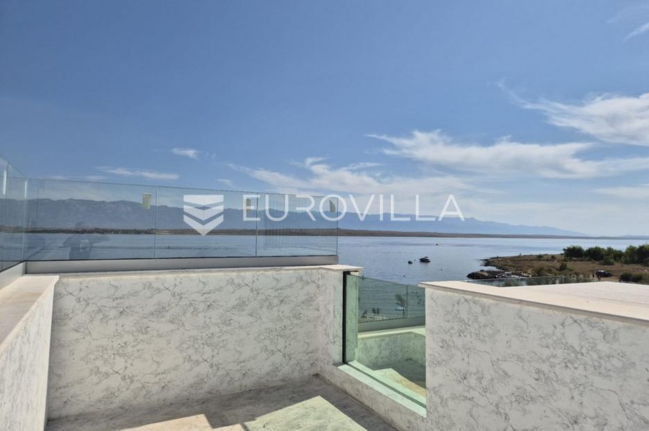 House For sale -  Vir