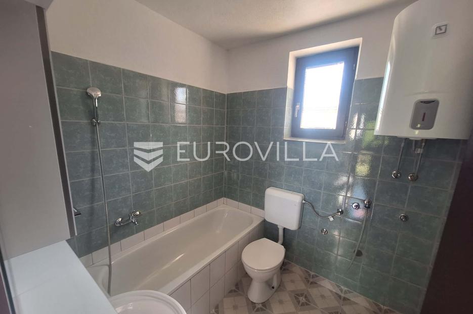 Maison À vendre - Karlovačka Slunj