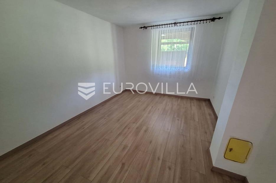 Maison À vendre - Karlovačka Slunj - foto 3/12