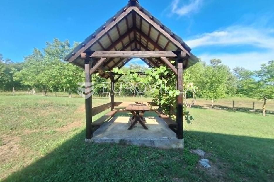 Maison À vendre - Karlovačka Slunj