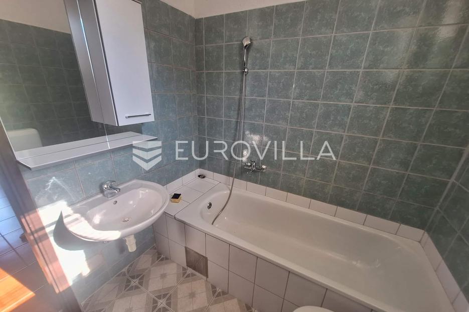 Maison À vendre - Karlovačka Slunj