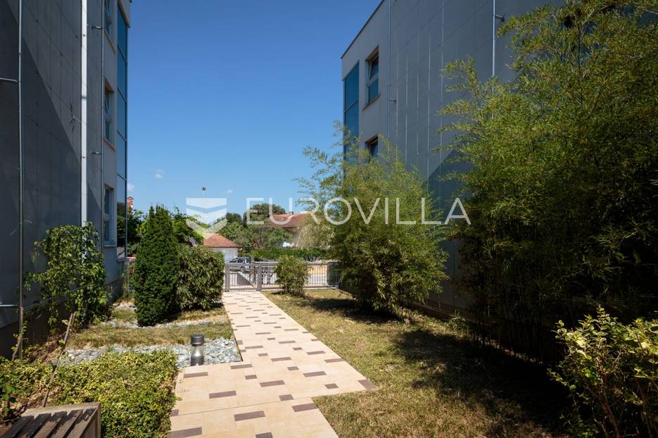 Apartment Zu verkaufen -  Pula