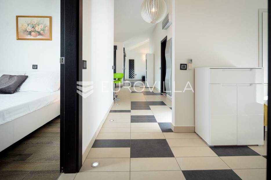 Apartment Zu verkaufen -  Pula