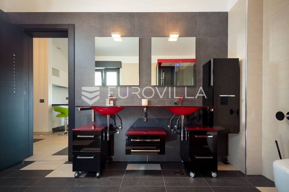 Apartment Zu verkaufen -  Pula