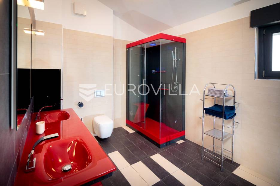 Apartment Zu verkaufen -  Pula
