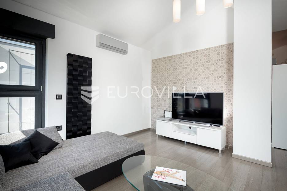 Apartment Zu verkaufen -  Pula