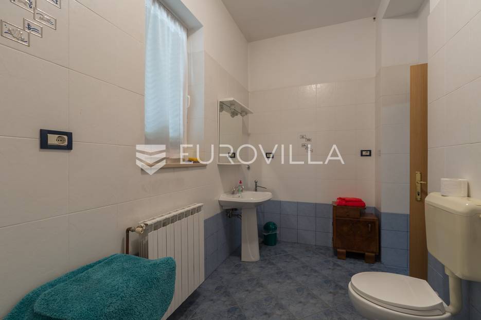 Haus Zu verkaufen -  Crikvenica