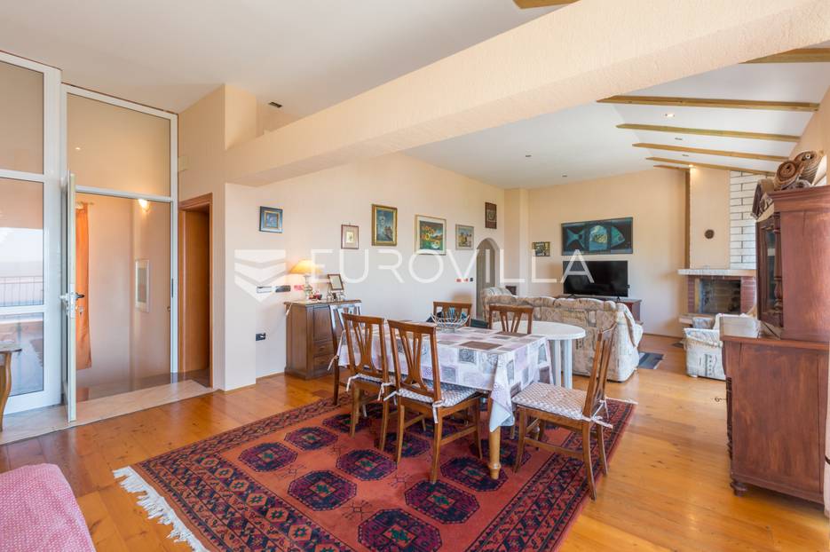 Haus Zu verkaufen -  Crikvenica