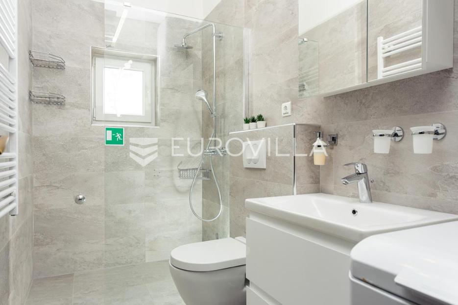 Casa In vendita - Splitsko-dalmatinska Trogir