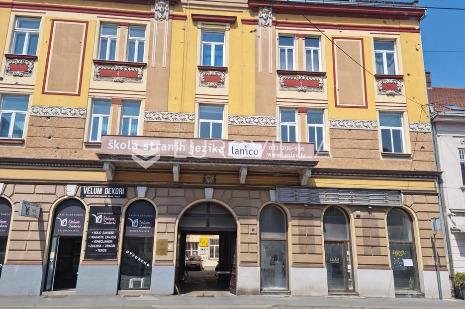 Poslovni prostor Na prodaju -  Osijek